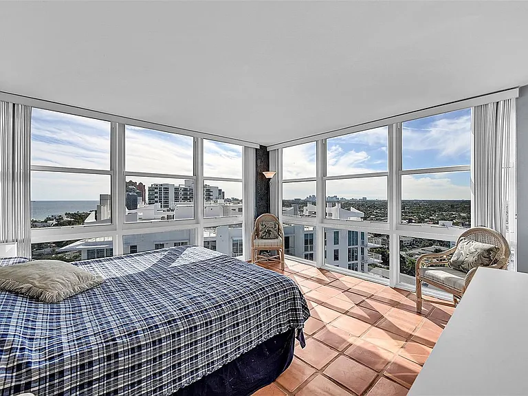 2841 N Ocean Blvd #1801 — Photo 31