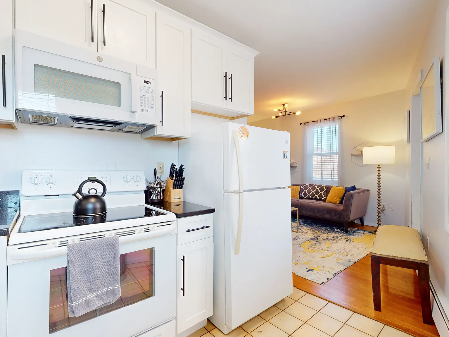 2 bed, 1.0 bath, 850 sqft, $6,995 — Photo 4
