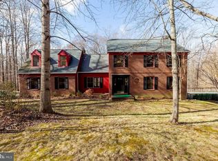 12684 Lake Coventry Dr, Bealeton, VA 22712