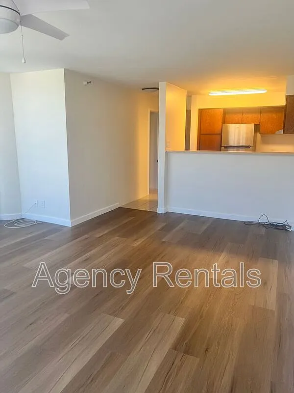 1 bed, 1.0 bath, 611 sqft, $2,350 — Photo 2