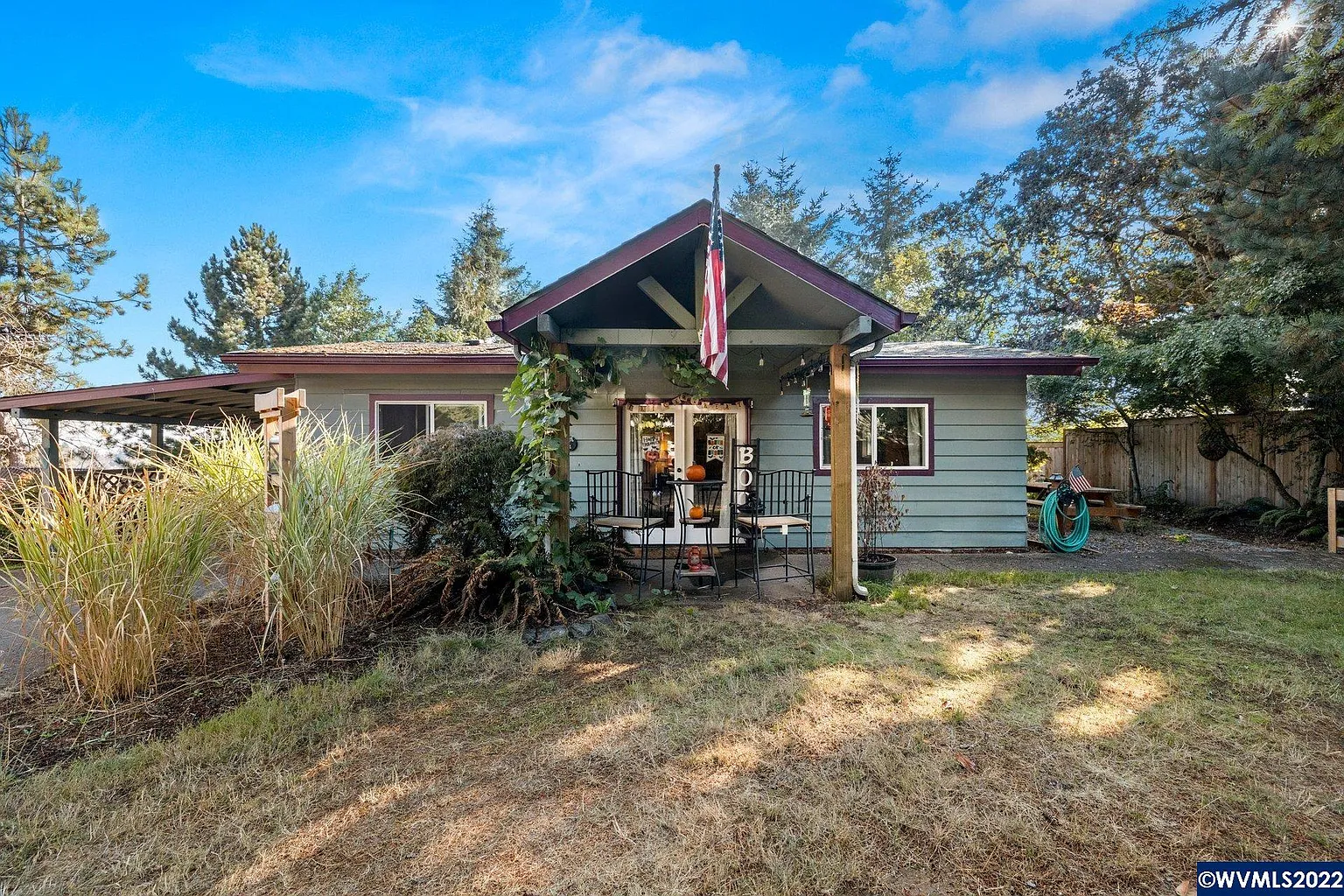 2851 Rocky Ridge Ave SE photo 1
