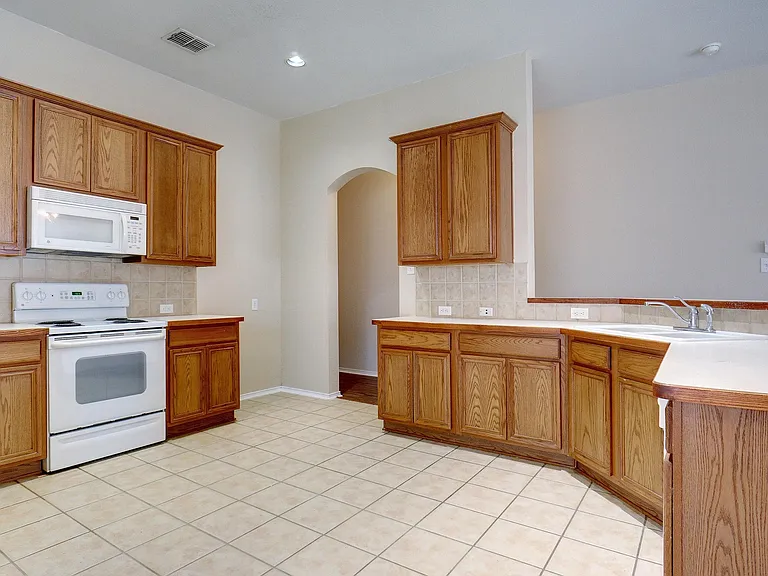 1305 Mountain Peak Dr — Photo 9