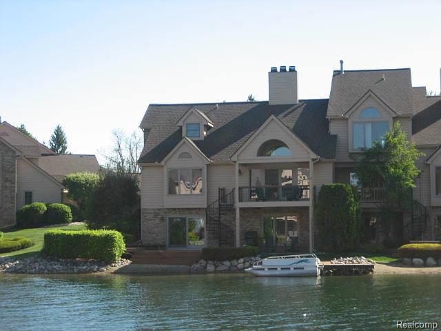 1st image of 18311 Blue Heron Dr E #13