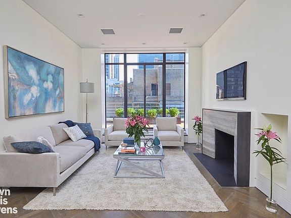 2nd image of 17 W 54th St Penthouse A