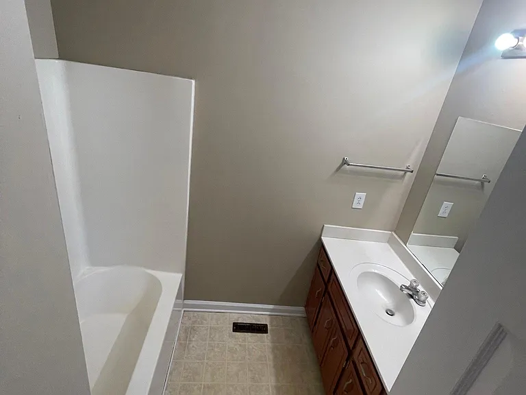 1368 William Suiters Ln — Photo 12
