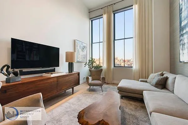 Sold by Metropolitan Property Group | media 14