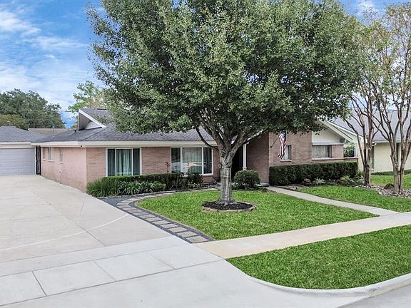 3rd image of 4110 Breakwood Drive