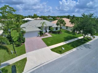 130 Fernwood Cres, Royal Palm Beach, FL 33411