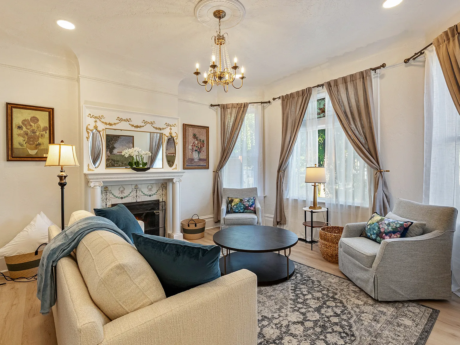 3 bed, 2000 sqft, $3,800 — Photo 4