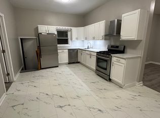 166 Bayview Ave #1, Jersey City, NJ 07305