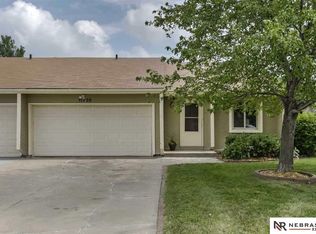 11728 Ruggles Cir, Omaha, NE 68164