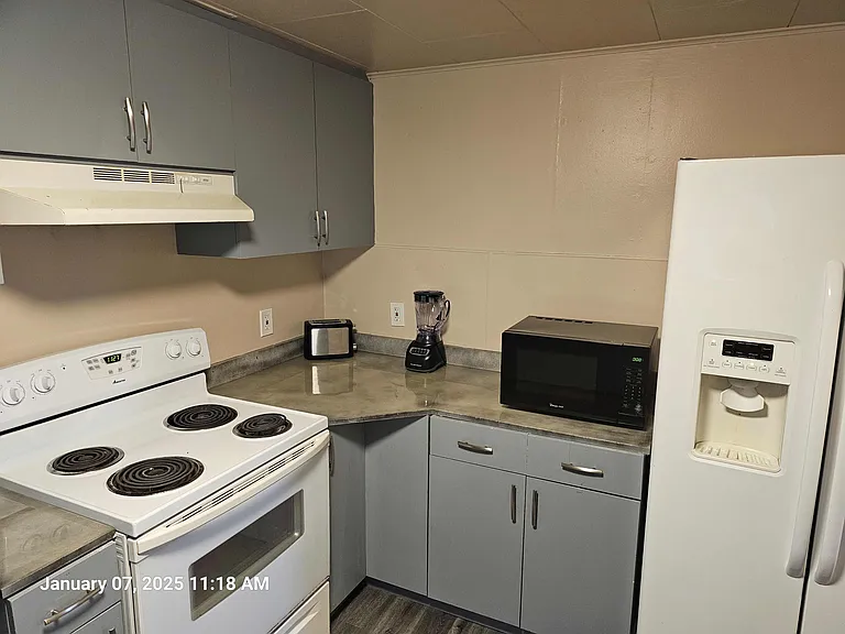 919 E Marine View Dr #1 — Photo 5