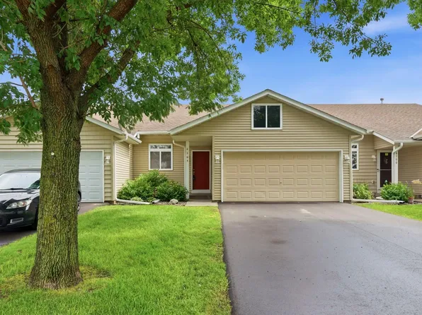 4104 Jarmann Ln, Shakopee, MN 55379