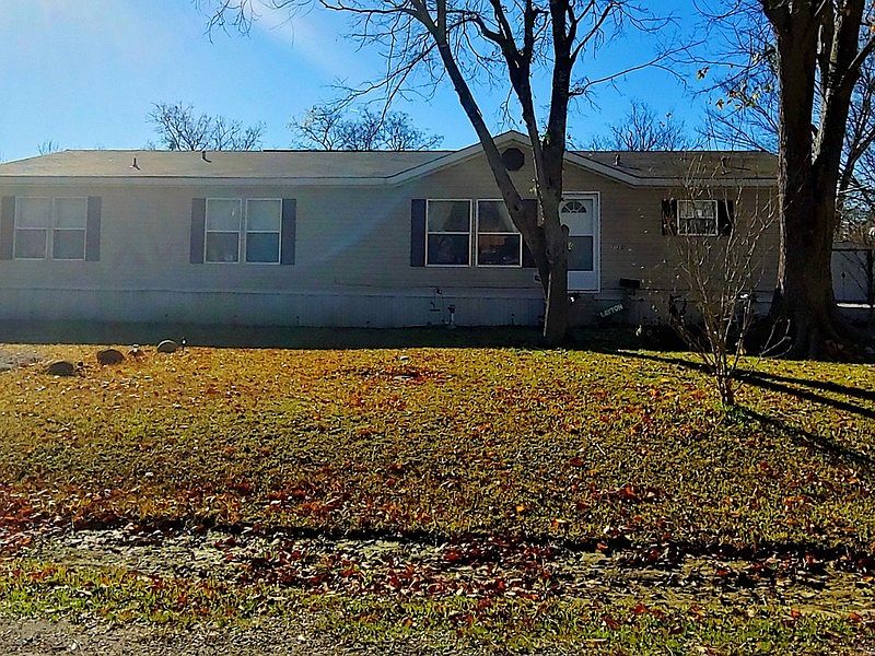 1st image of 720 E Titus St