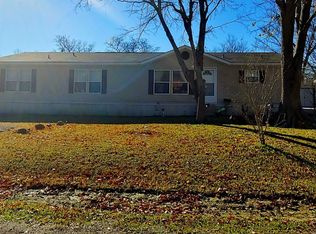 720 E Titus St, Mexia, TX 76667