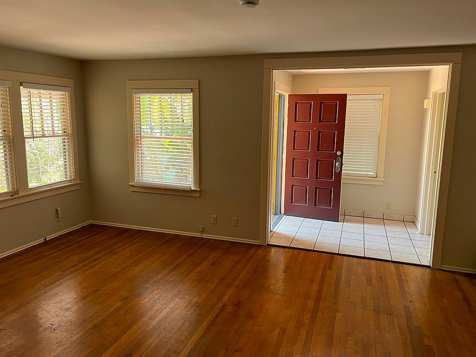 1st image of 3945 4th Ave APT 2