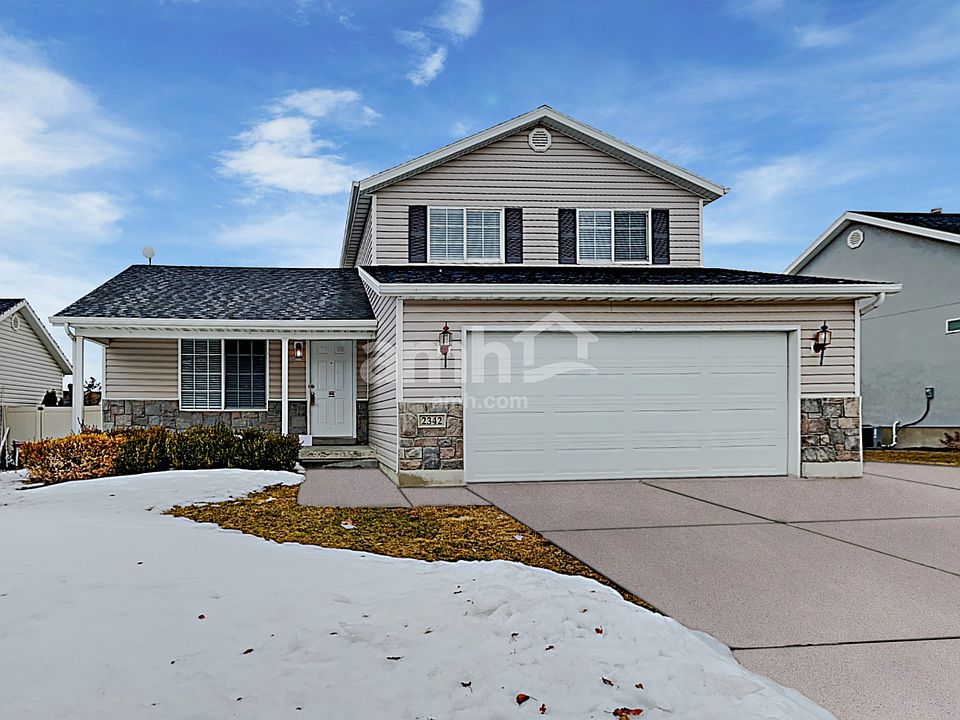 1st image of 2342 N Cherry Cir