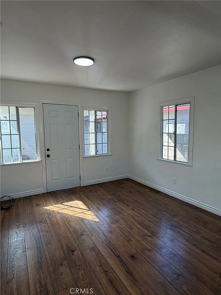 1 bed, 326 sqft, $1,850 — Photo 3