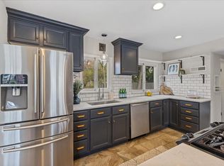 180 E Cooke Rd, Columbus, OH 43214