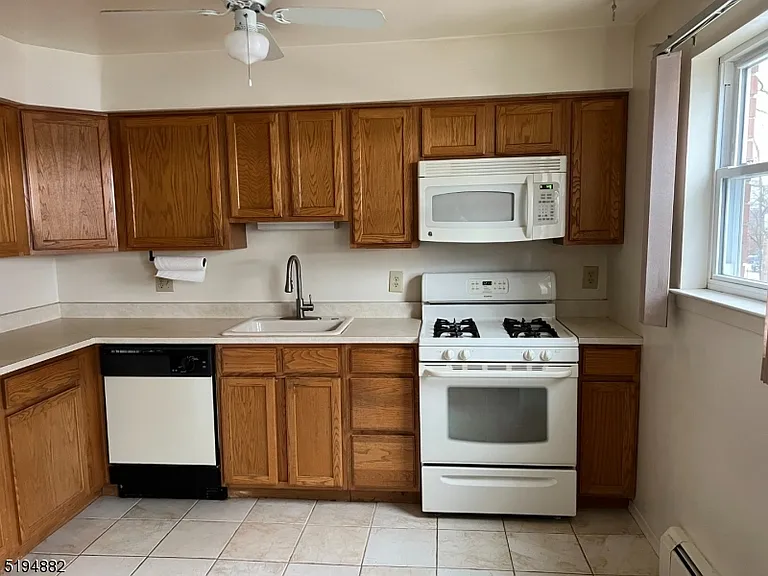 17 Manchester Ct — Photo 4