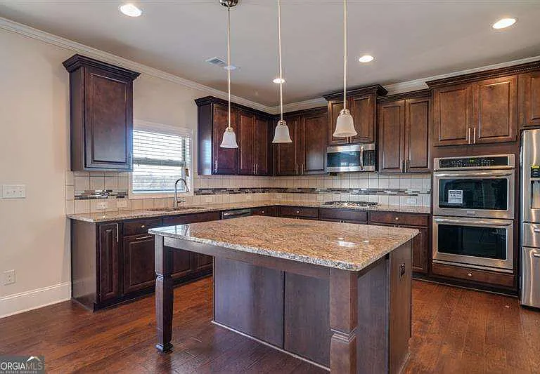 4215 Miramount Overlook — Photo 9