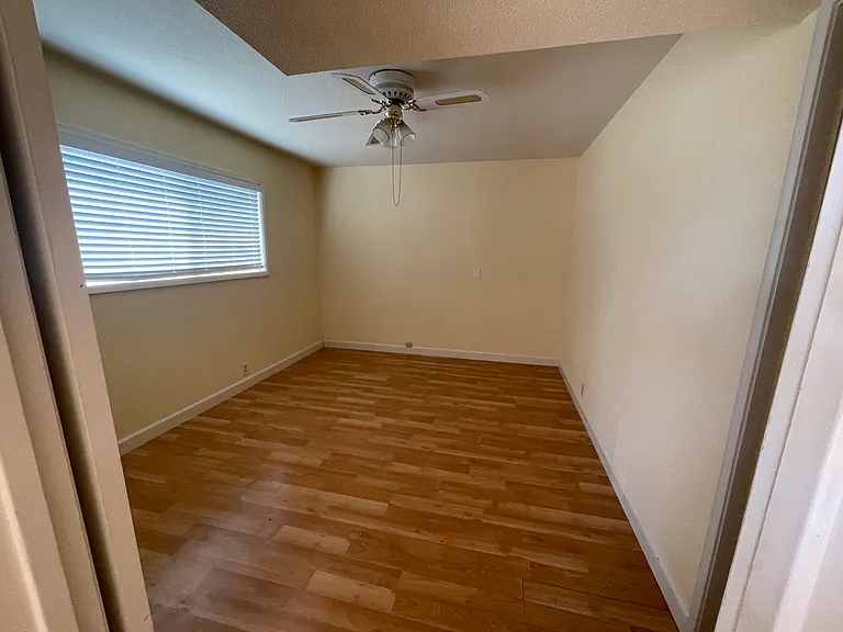 4600 Sandmound Blvd — Photo 18