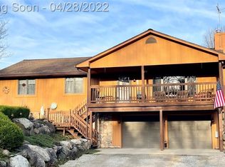 4424 Labadie Rd, Milford, MI 48380