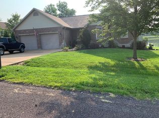 612 Rock Creek Dr, Washington, MO 63090