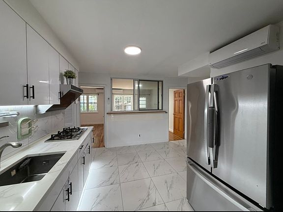 4th image of 198-14 32nd Ave #1