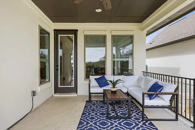6717 Liberty Grotto Ct — Photo 42