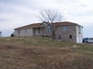 1418 E 1500th St, Quincy, IL 62305