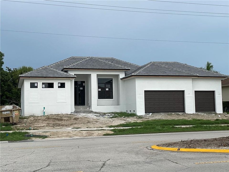 1st image of 423 S Barfield DR