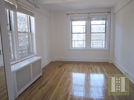 3rd image of 200 W 70th St APT 12G