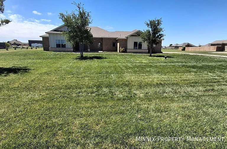 9625 Hey Jude Ln W — Photo 4