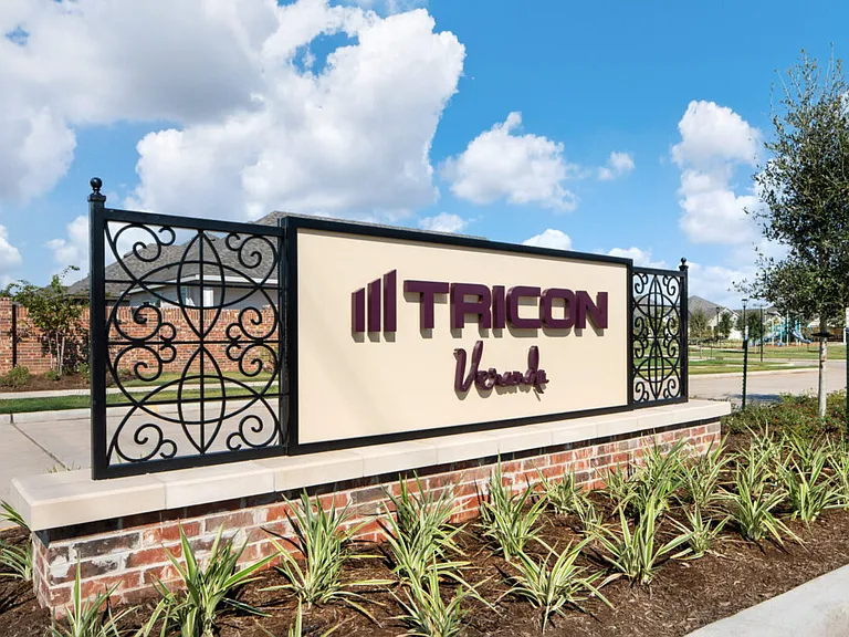Tricon_Veranda_Monument_Sign_Web_1001