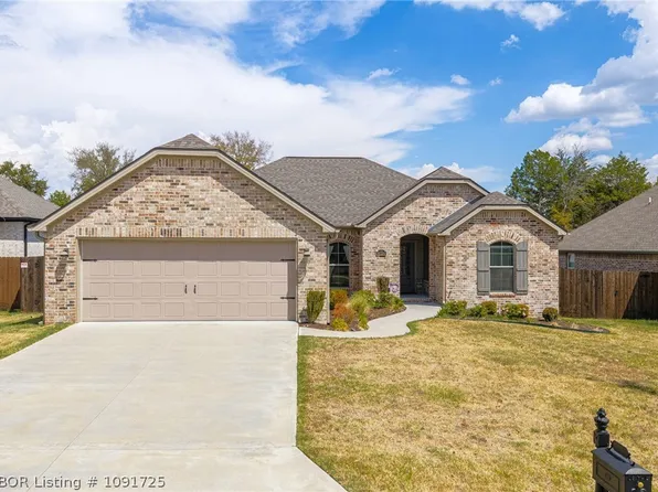 8319 McLaren Dr, Fort Smith, AR 72916