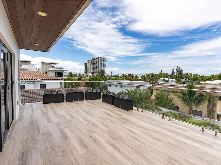 5601 N Ocean Dr — Photo 54