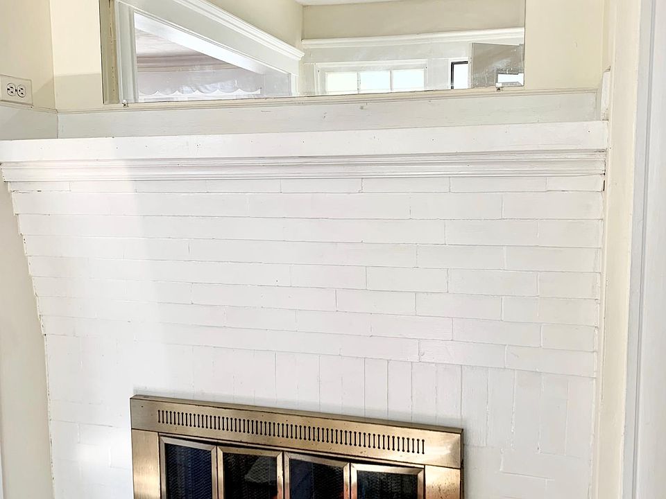 1st image of 165 Marlboro St #2