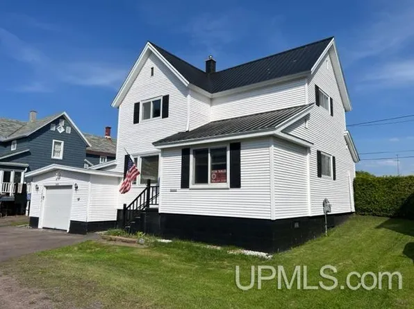 56650 Hecla St, Calumet, MI 49913