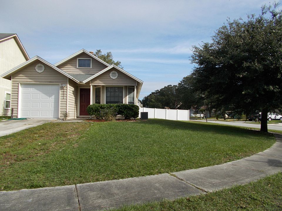 1st image of 2531 Townsquare Dr