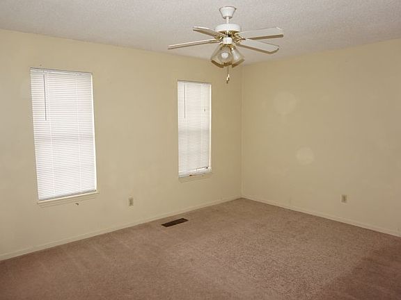 5th image of 7301 Indiana Ave #A