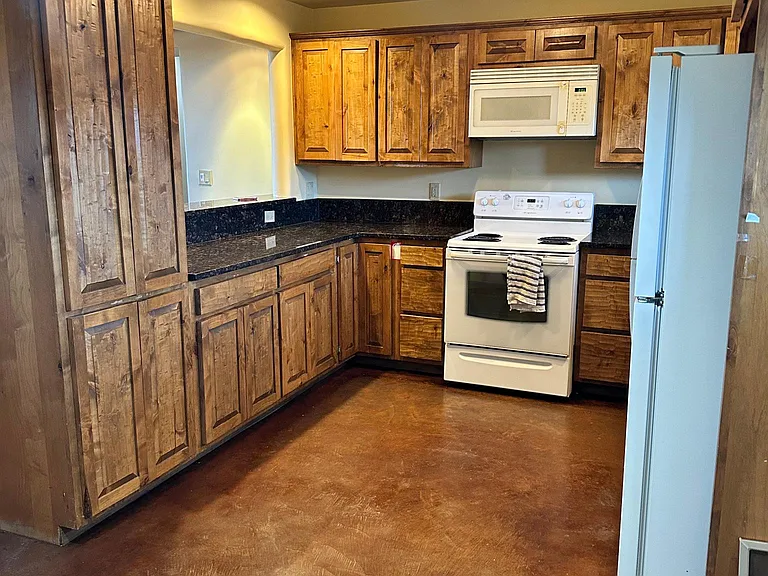 5360B Agua Fria Rd #2 — Photo 6