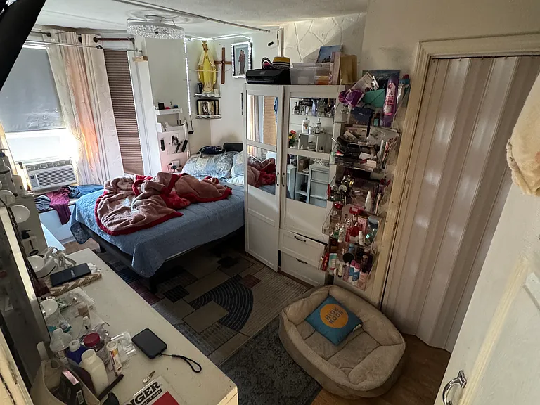 229 London St #2 — Photo 4