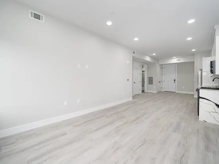 187 Culver Avenue — Photo 27
