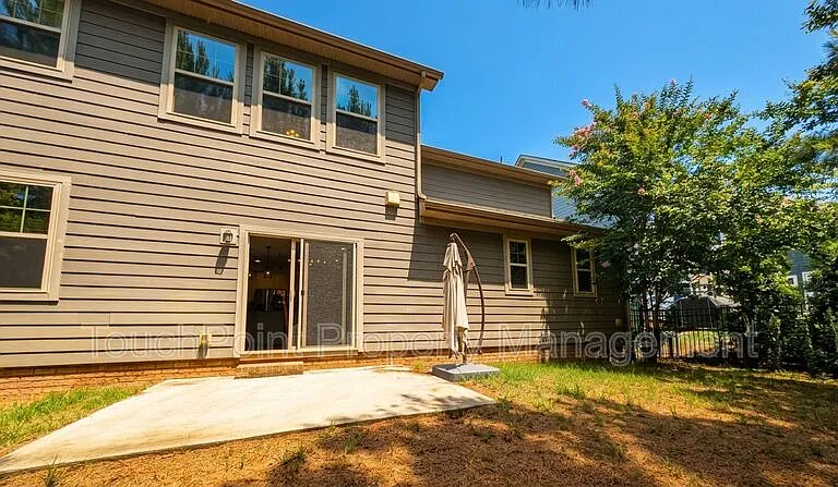 1019 Hamilton Mill Dr — Photo 25
