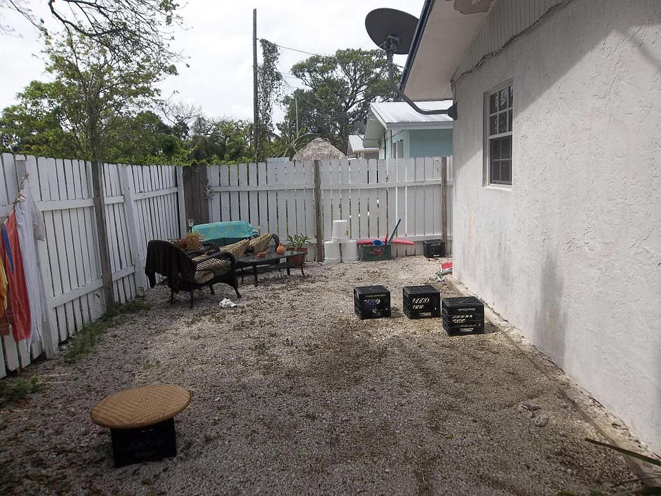 2nd image of 270 66th St
