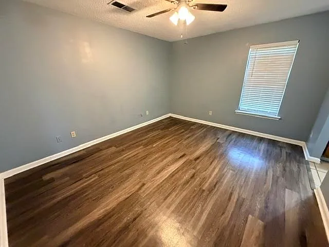 972 Faulkner Rd — Photo 13