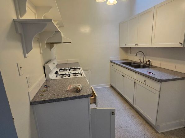 1057 N State St #1