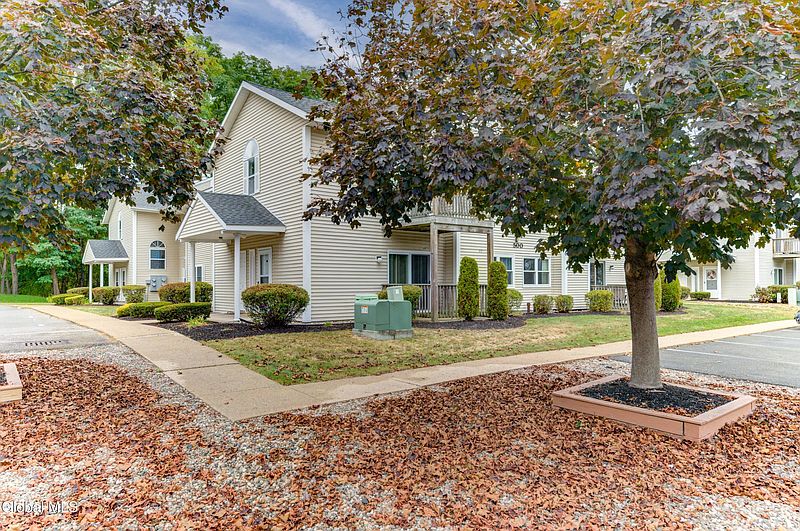 4th image of 504 Greenwich Drive