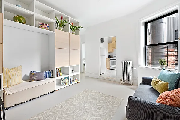 Sold by Compass | media 1